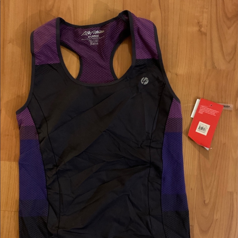 Brand New Life Fitness womens Soprt tank top